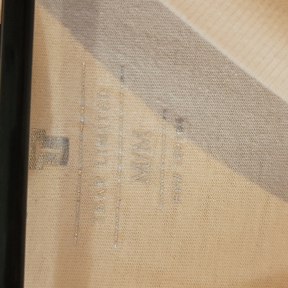 Cutt Off Shoulder Rolling Stones World Tour Band Tee - Picture 3 of 3